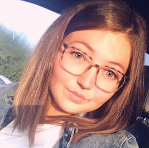 Meet your Posher, Celeste